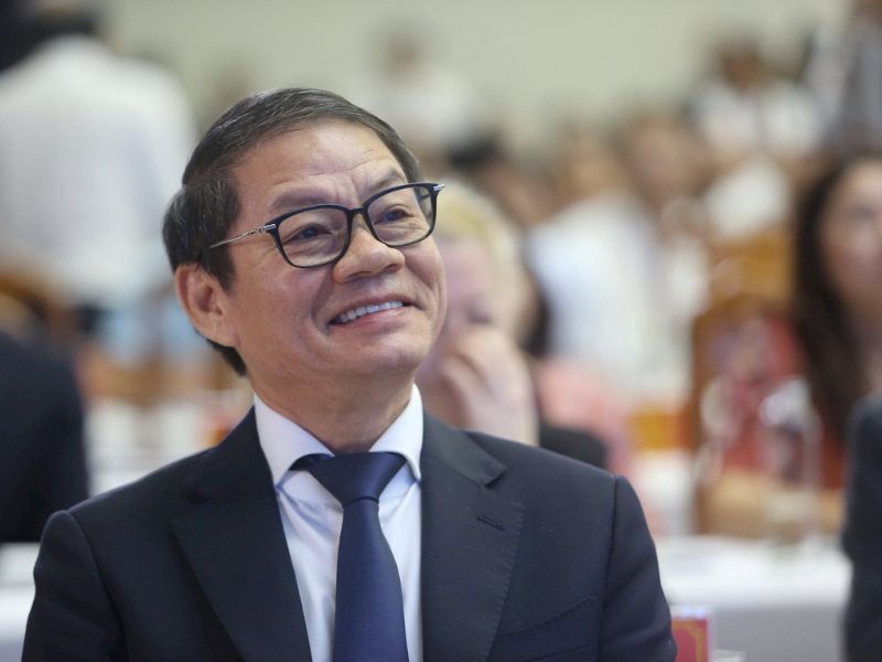 Ông Trần Bá Dương