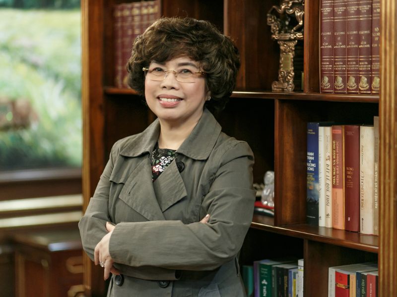 Chân dung Thái Hương